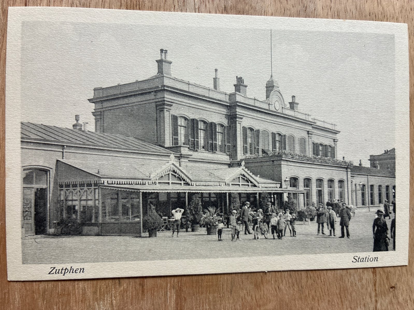 Oude ansichtkaart Station Zutphen, Ophalen of Verzenden, 1920 tot 1940, Ongelopen, Gelderland
