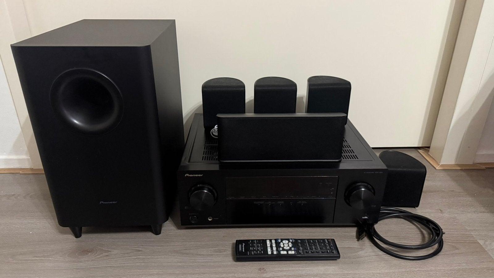 Pioneer 5.1 Surround Set + VSX-324 Versterker Compleet, Audio, Tv en Foto, Home Cinema-sets, 70 watt of meer, Ophalen of Verzenden