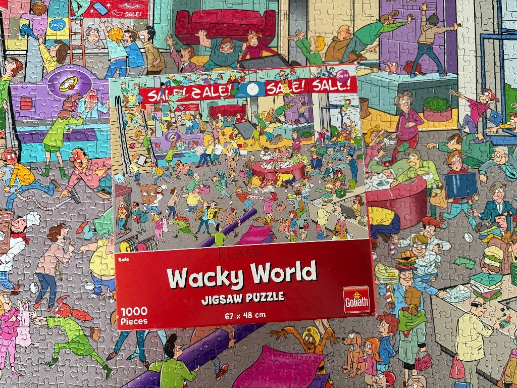 Wacky world - Sale, Ophalen of Verzenden, 500 t/m 1500 stukjes, Gebruikt, Legpuzzel