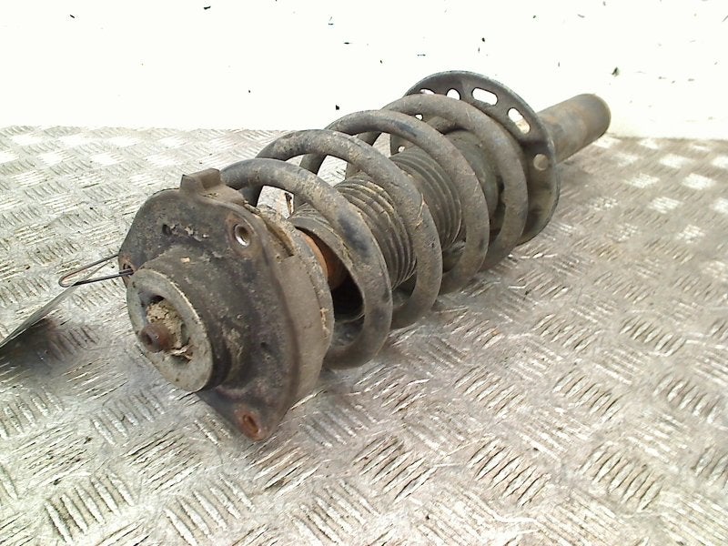 Veerpoot Rechts Voor Audi A3 Sportback (8PA) 824904000375, Gebruikt, Auto-Union-Straße  1, Ingolstadt 85057, , Duitsland, Info@audi.de
