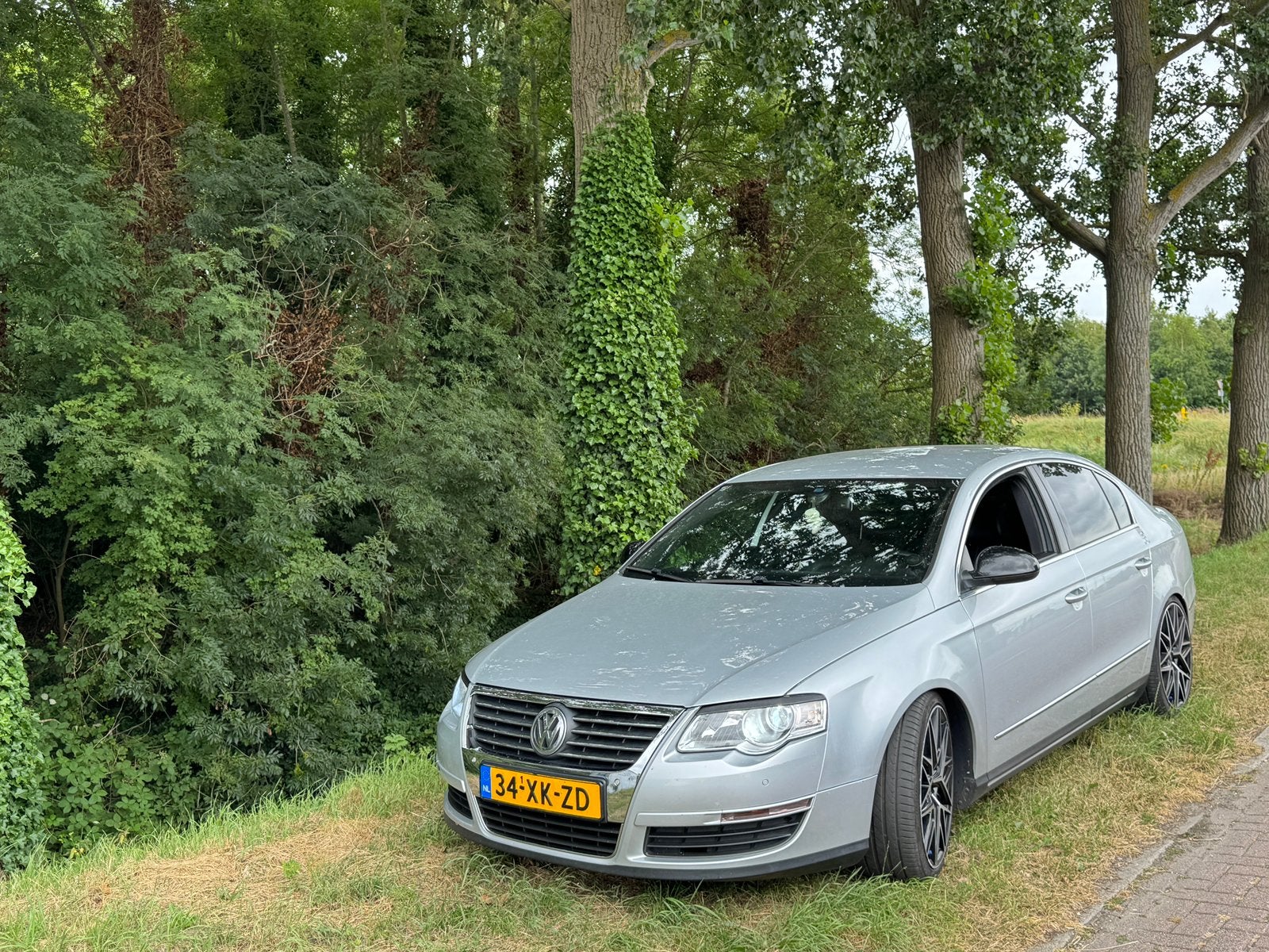 Volkswagen Passat 2.0 FSI 110KW 2007 Grijs, Auto's, Voorwielaandrijving, 730 kg, Zwart, 4 cilinders