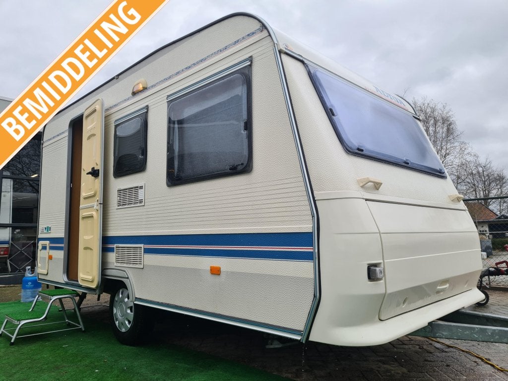 ADRIA UNICA A 390 DS / BJ 2003 / LUIFEL, Caravans en Kamperen, Caravans, Koelkast, Bedrijf, Treinzit, Adria