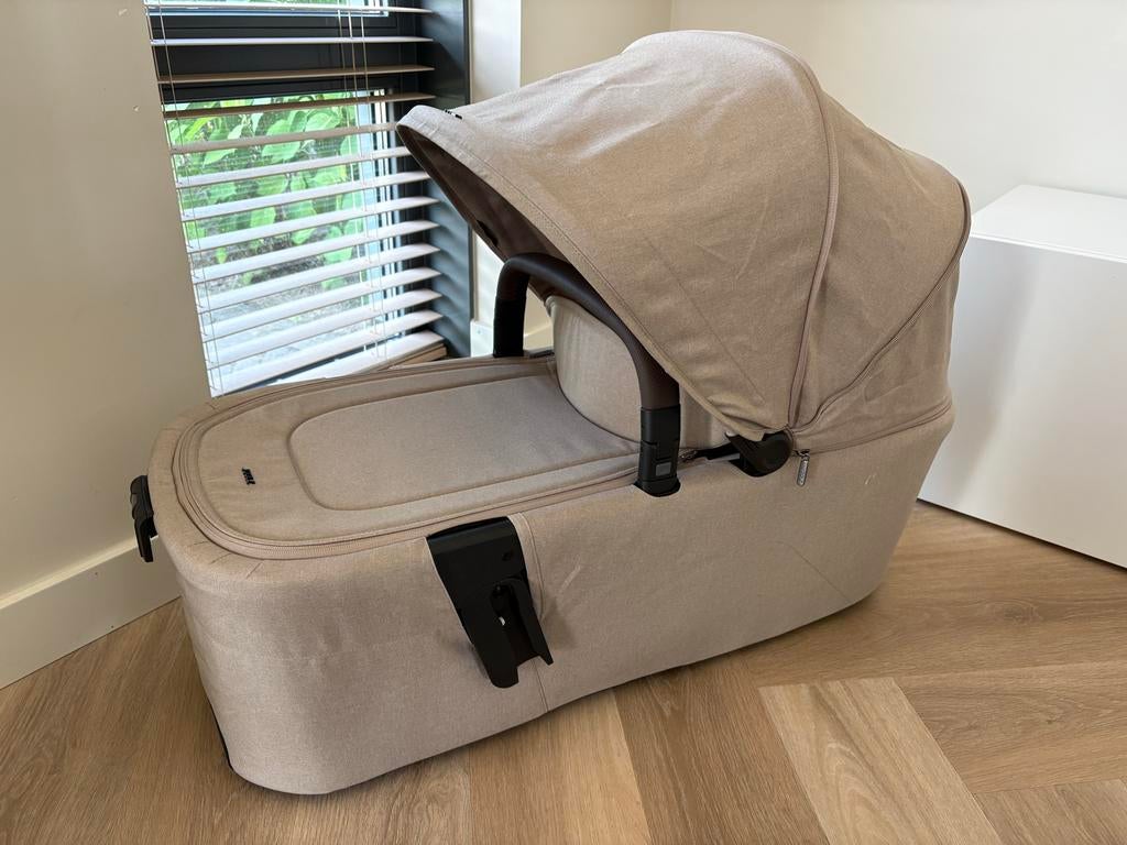 Joolz Aer 2 Reiswieg - Zo goed als nieuw, Kinderen en Baby's, Kinderwagens en Combinaties, Zo goed als nieuw, Met reiswieg, Ophalen