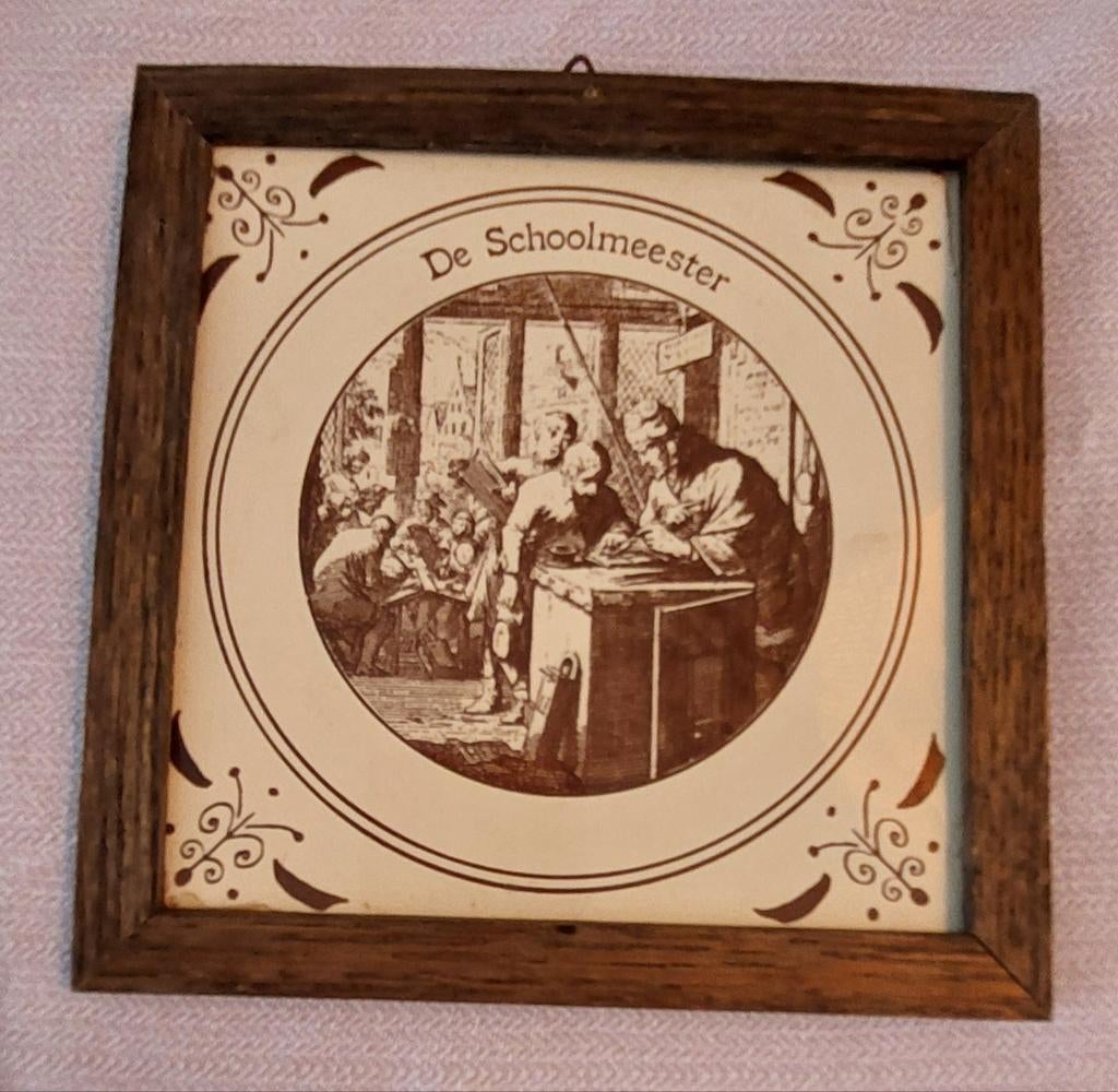 Vintage Hollandse tegel “De Schoolmeester” in houten lijst!!, Antiek en Kunst, Ophalen of Verzenden