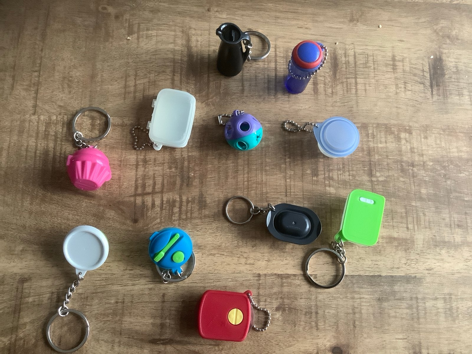 Tupperware sleutelhangers - set van 12, Ophalen of Verzenden, Gebruikt