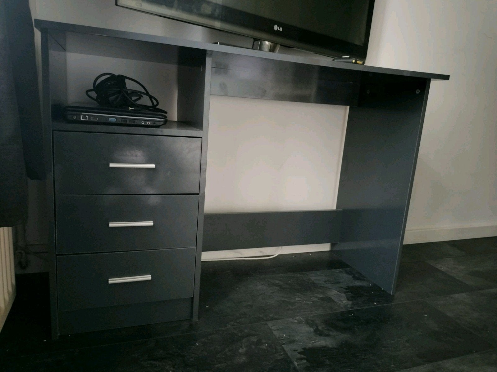 Gratis Antraciet bureau met lades en opbergruimte, Gebruikt, 110 cm, Spaanplaat of MDF, Ophalen of Verzenden