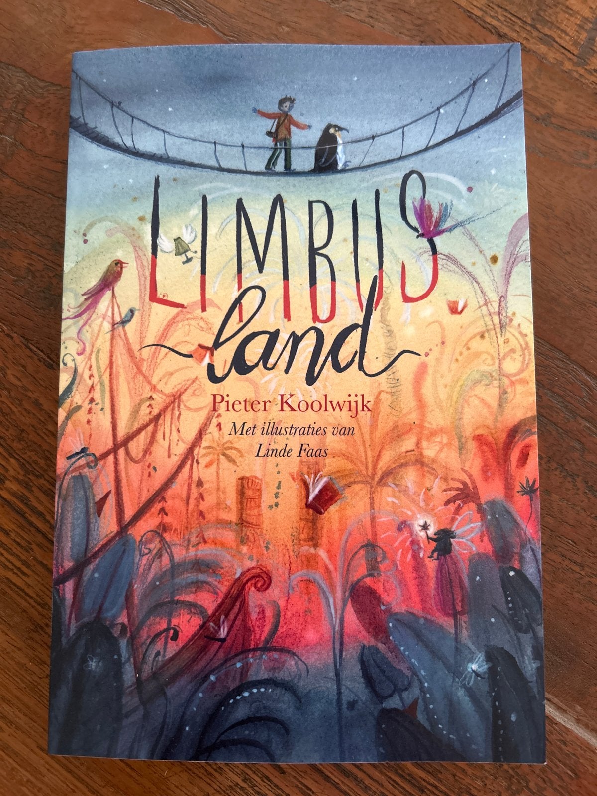 Limbus Land - Pieter Koolwijk (Geef een Boek Cadeau), Boeken, Ophalen of Verzenden, Nieuw, Fictie algemeen