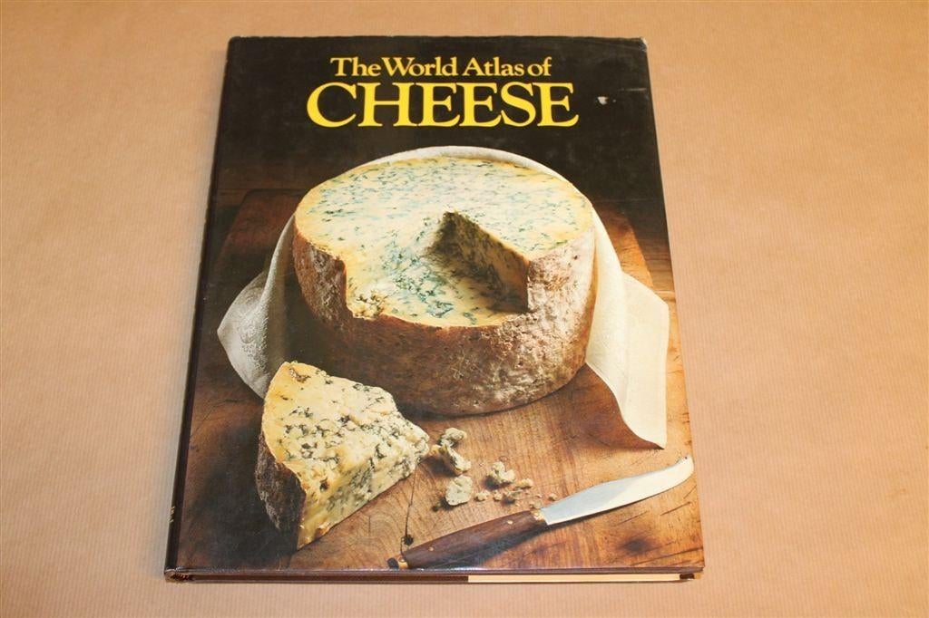 World Atlas of Cheese — Kaarten & Kaassoorten 1977, Ophalen of Verzenden, Gelezen, Italië