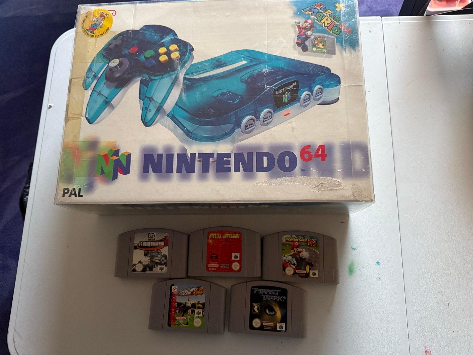 Nintendo 64 Console (Transparant blue ) met 6 spellen, Spelcomputers en Games, Ophalen of Verzenden, Gebruikt, Met 1 controller