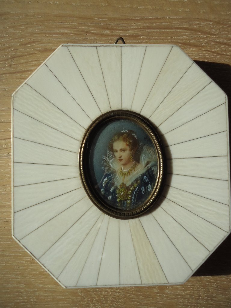 antieke miniatuur, portret Italiaanse hofdame nr Renaissance, Ophalen of Verzenden