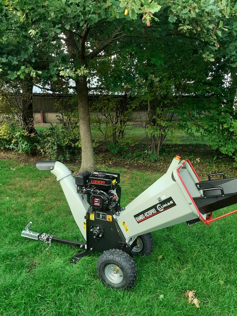 Versnipperaar hc10pro, Ophalen, Zo goed als nieuw, Benzine