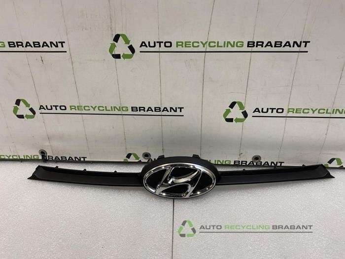 Embleem van een Hyundai I10, Gebruikt, -, -, Ophalen of Verzenden