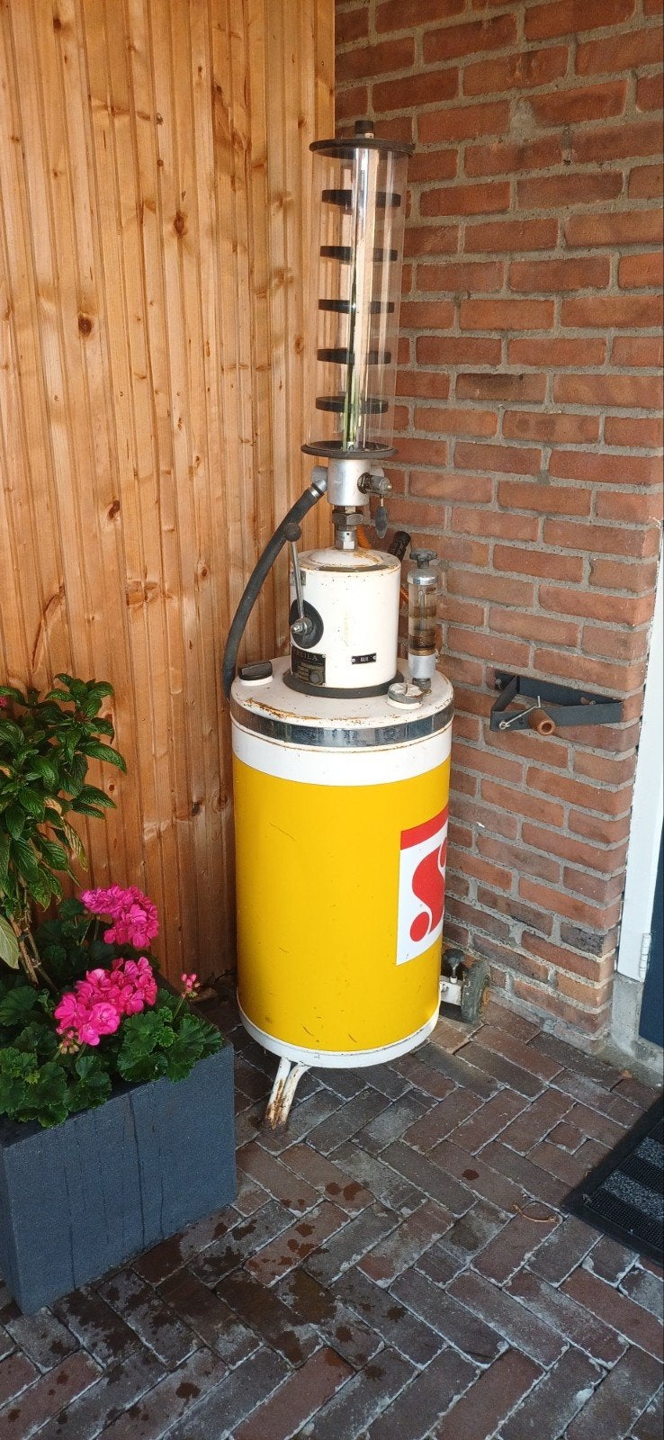 Benzine pomp 2 takt, Verzamelen, Ophalen, Zo goed als nieuw