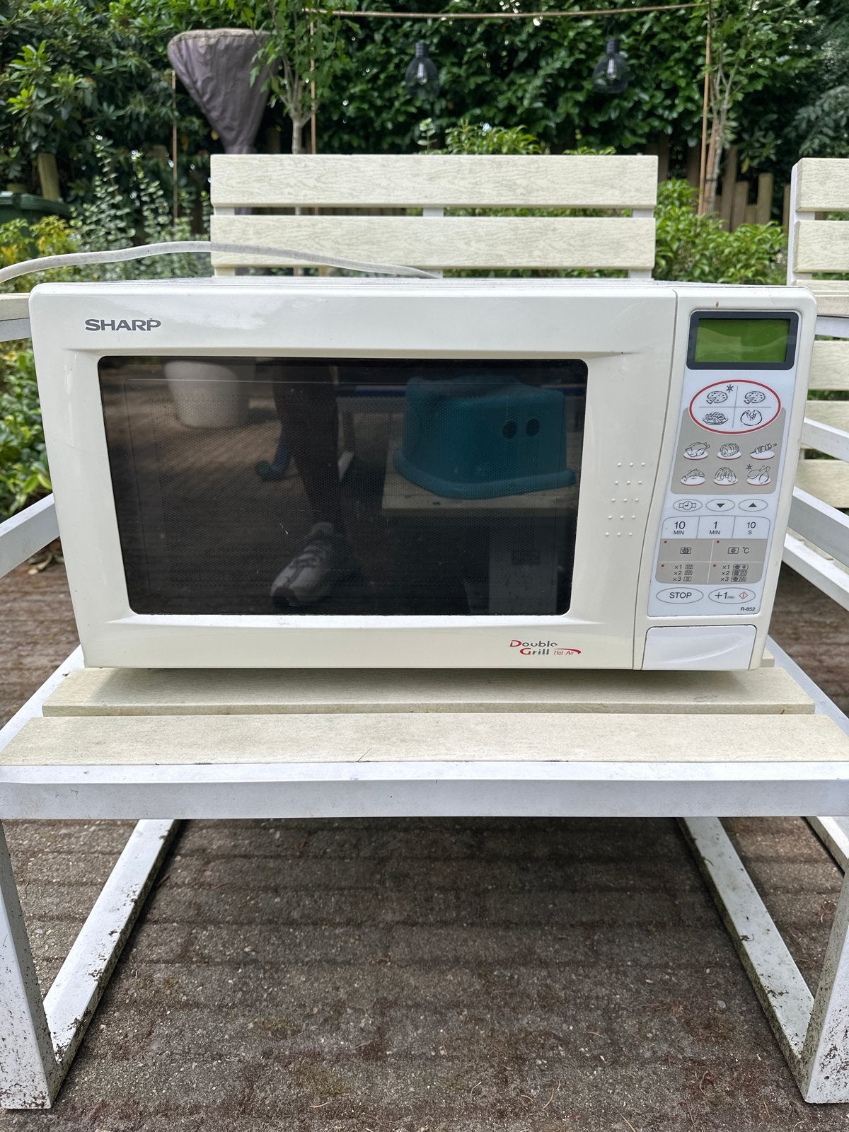 Sharp Combimagnetron R-852 - Wit, met Grill en Hete Lucht, Ophalen, Combimagnetron, Gebruikt, Grill
