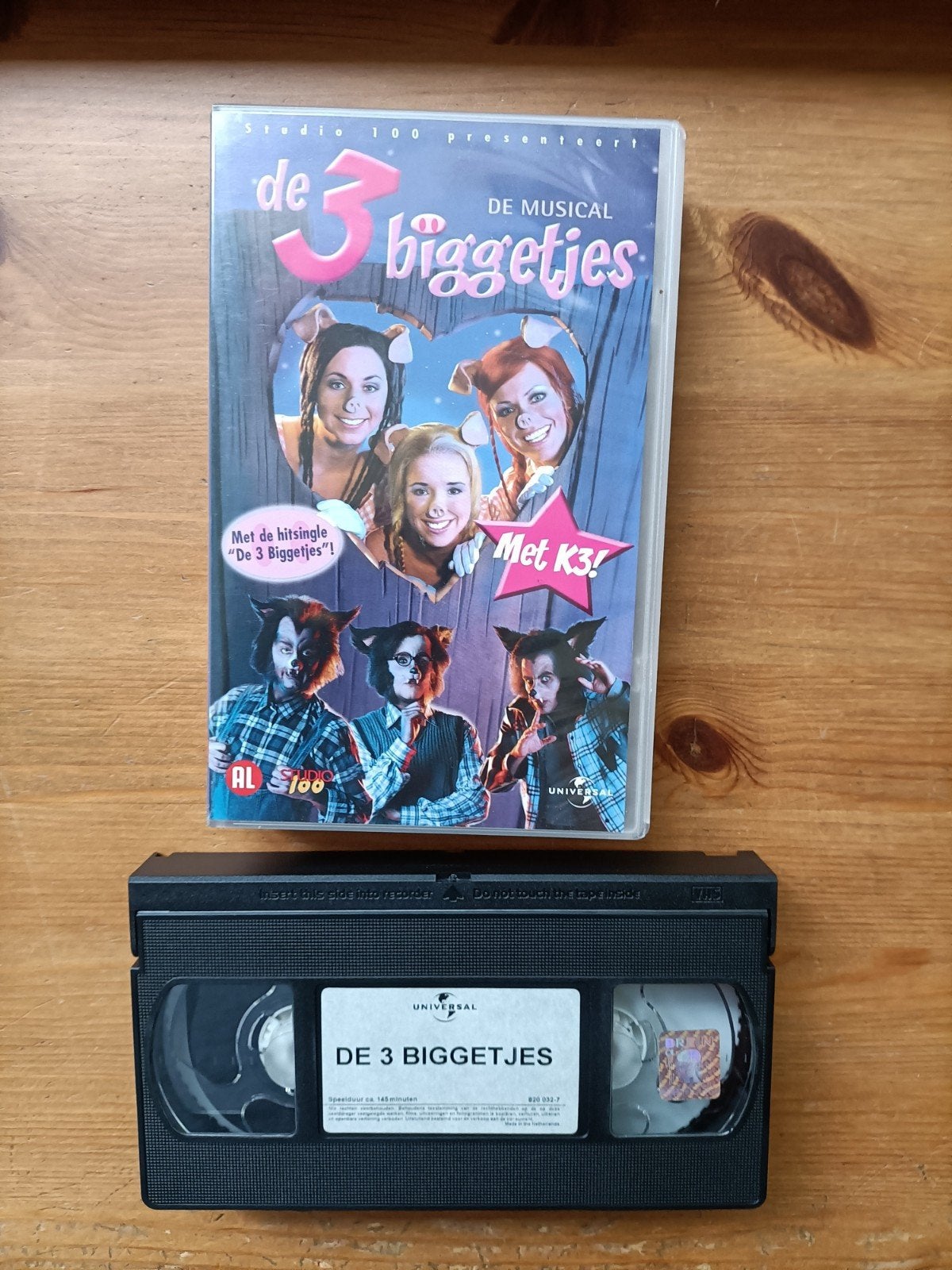 De 3 biggetjes K3 videoband vhs Stdio 100, Alle leeftijden, Ophalen of Verzenden, Zo goed als nieuw
