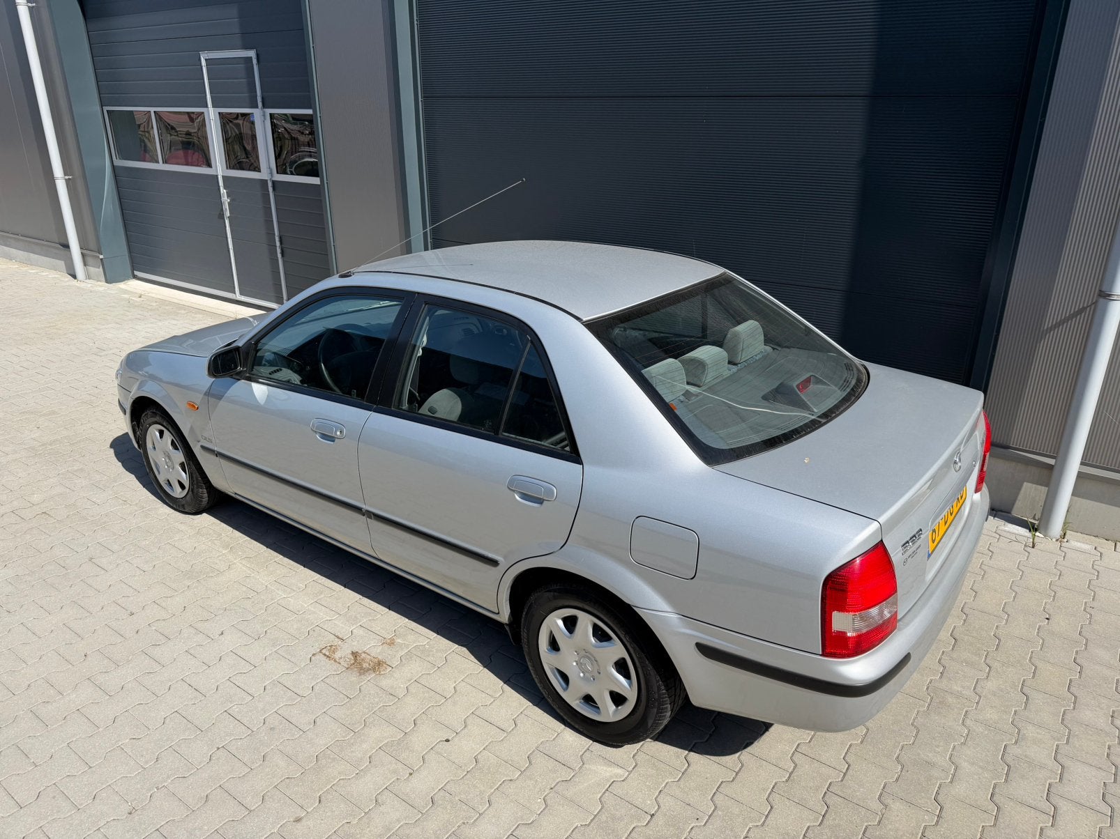 Maxda 323 GLS 1.6i 16V bj 1999 1e eigenaar 64dkm UNIEK‼️, foto 7