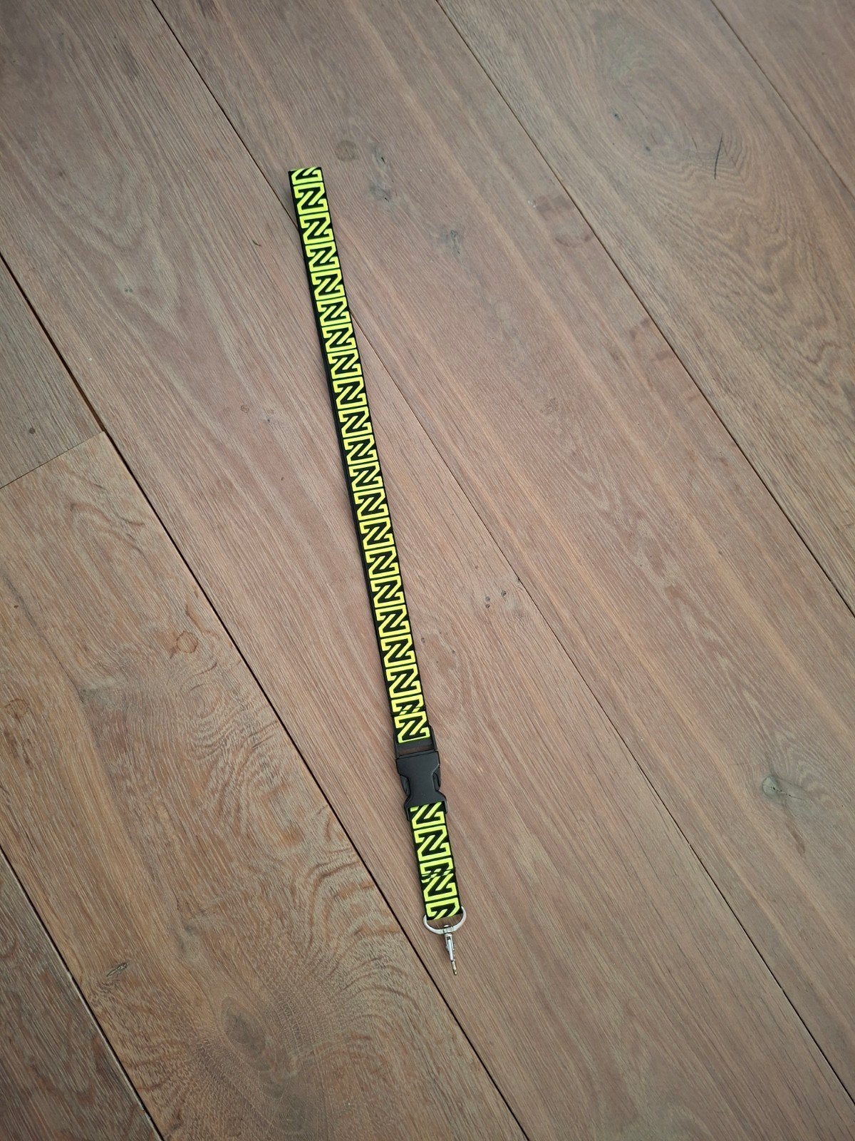 Nikkie Plessen sleutelhanger / lanyard, Ophalen of Verzenden, Nieuw, Merk