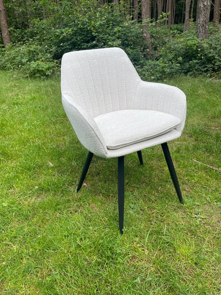 eetstoel Gestoffeerd in Raven 22 kleur IVORY extra actie, Overige kleuren, Nieuw, Ophalen of Verzenden, Stof