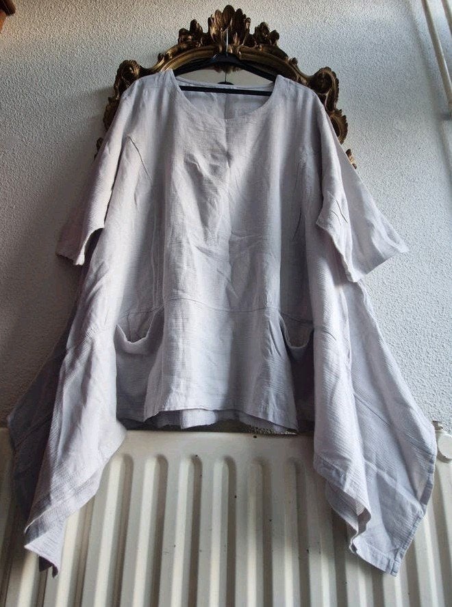 Nieuw! Moonshine fashion licht grijs a lijn punten tuniek, Blouse of Tuniek, Ophalen of Verzenden, Zo goed als nieuw, Moonshine