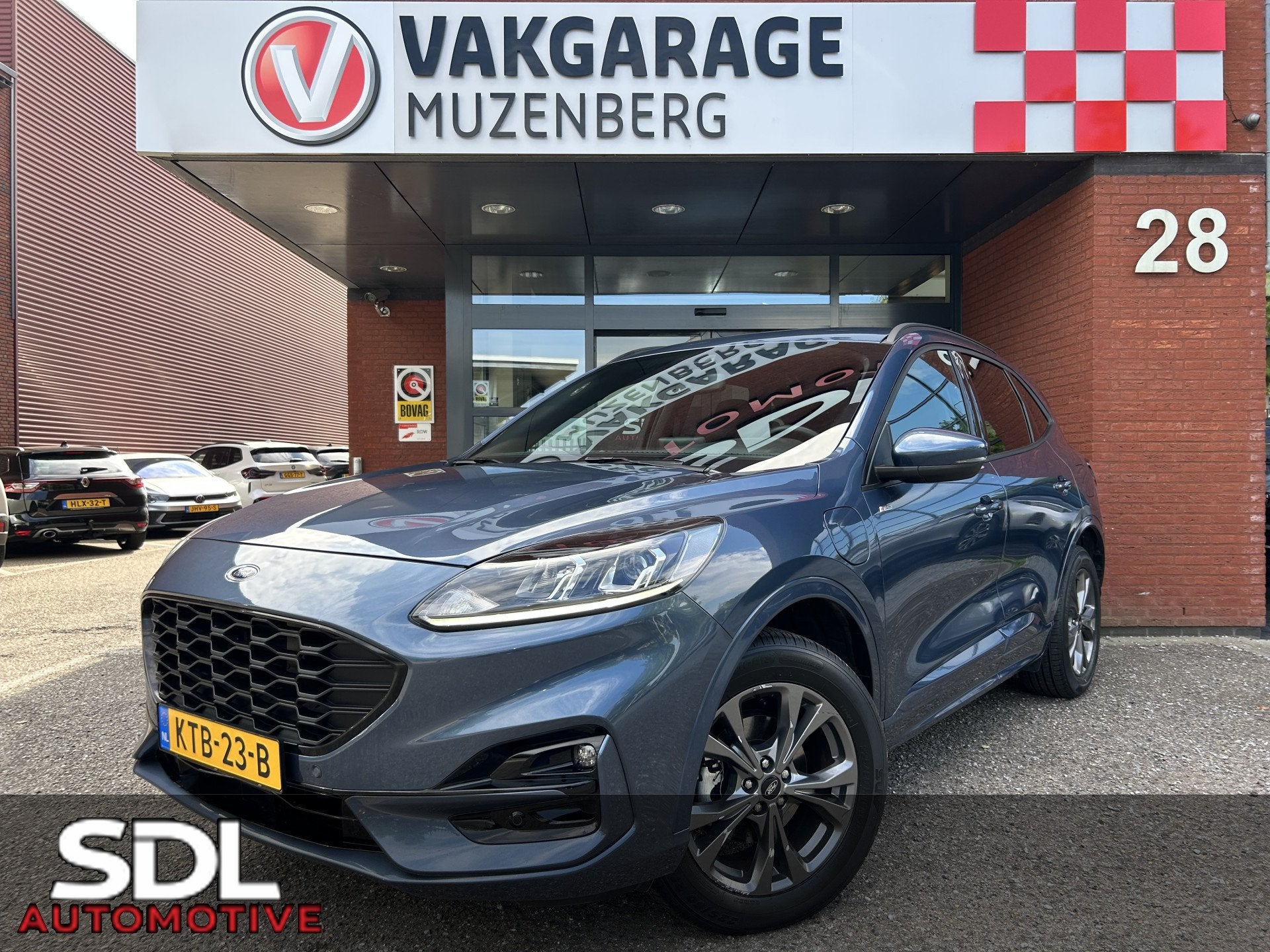 Ford Kuga 2.5 PHEV ST-Line 64000KM! // LED // NAVI + CARPLAY, Stof, Gebruikt, Zwart, 4 cilinders