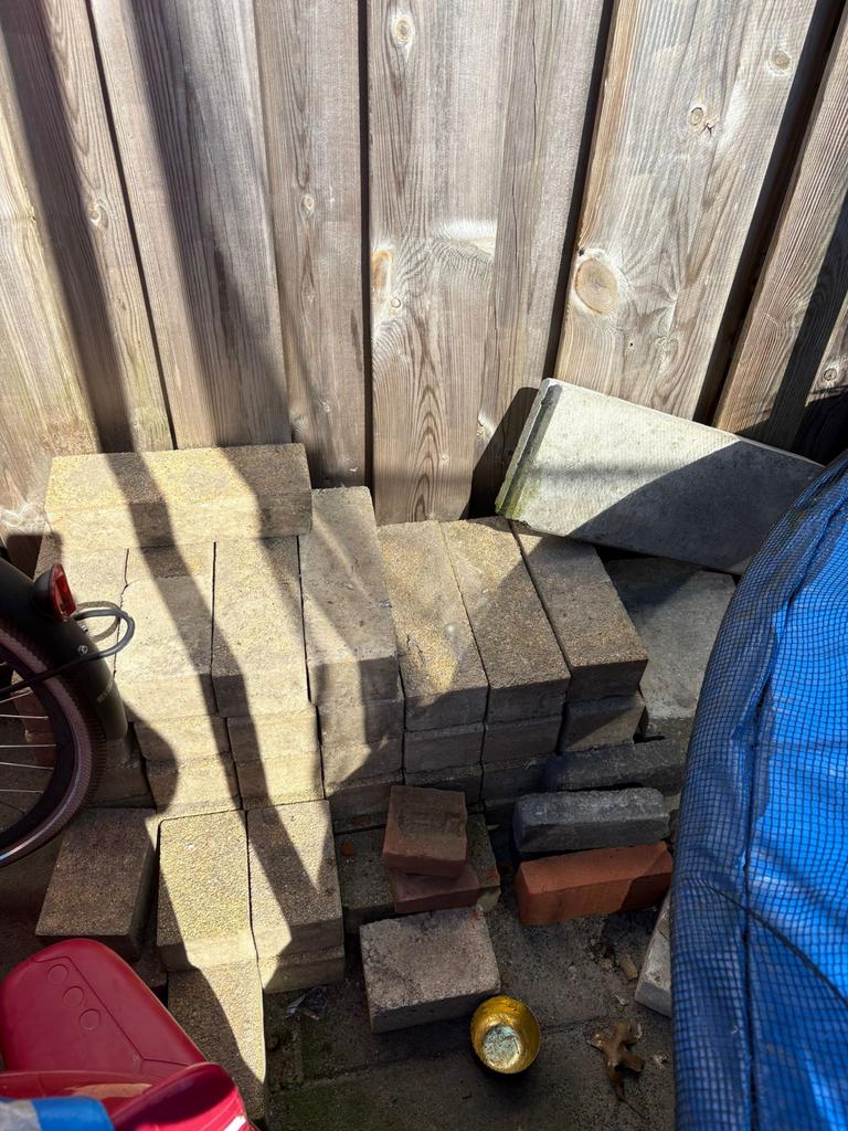 Gratis Stenen, Tuin en Terras, Ophalen of Verzenden, Gebruikt, Beton, Klinkers