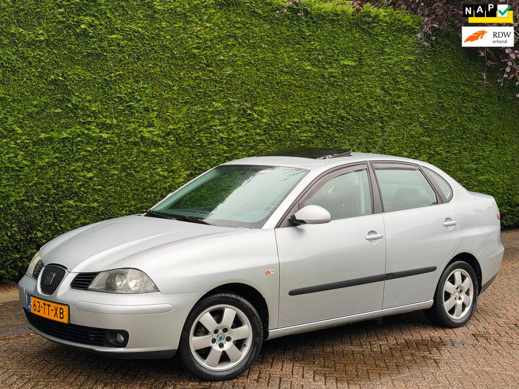 Seat Cordoba 1.4-16V Chill Out RIJDGOED/DAK/CRUISE/NAVI/APK, Voorwielaandrijving, Origineel Nederlands, Bedrijf, Handgeschakeld