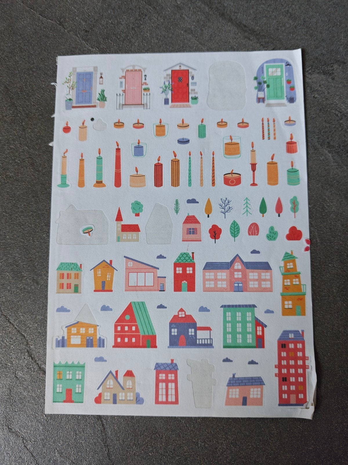 Stickers met huisjes, deuren en kaarsjes, Verzamelen, Ophalen of Verzenden, Gebruikt, Overige typen