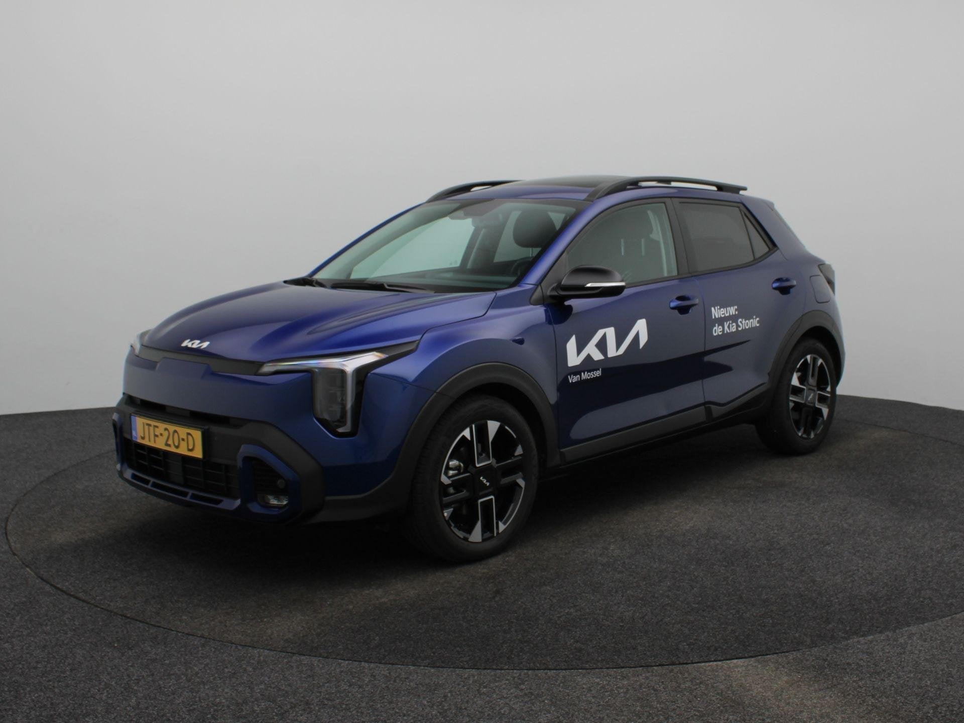 Kia Stonic 1.0 T-GDi MHEV GT-Line Demo | Nieuw Type | Panora, Auto's, Kia, 12 maanden, 450 kg, Euro 6, Blauw