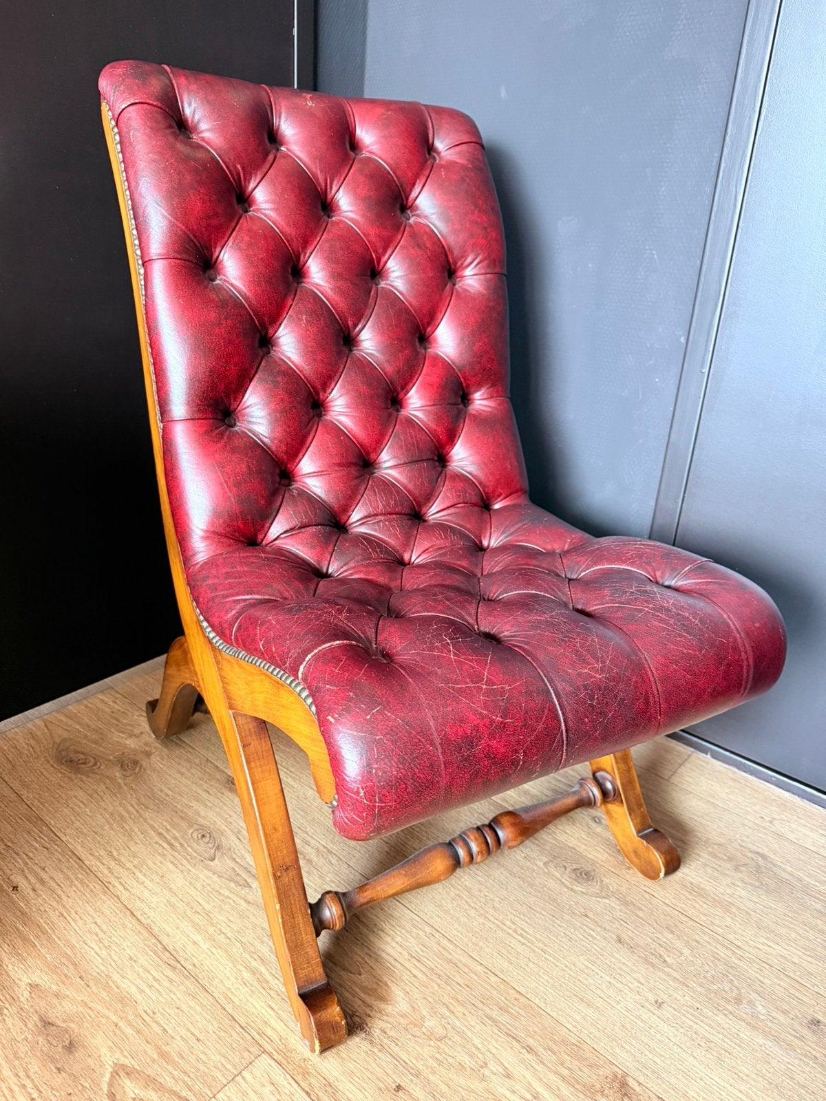 Slipper chair Pierre Lottier Valenti, Ophalen