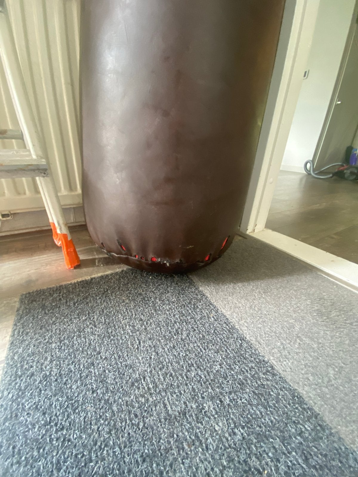 Leren Oldschool Bokszak Bruin met Ophangbeugel, Sport en Fitness, Ophalen, Gebruikt, Bokszak