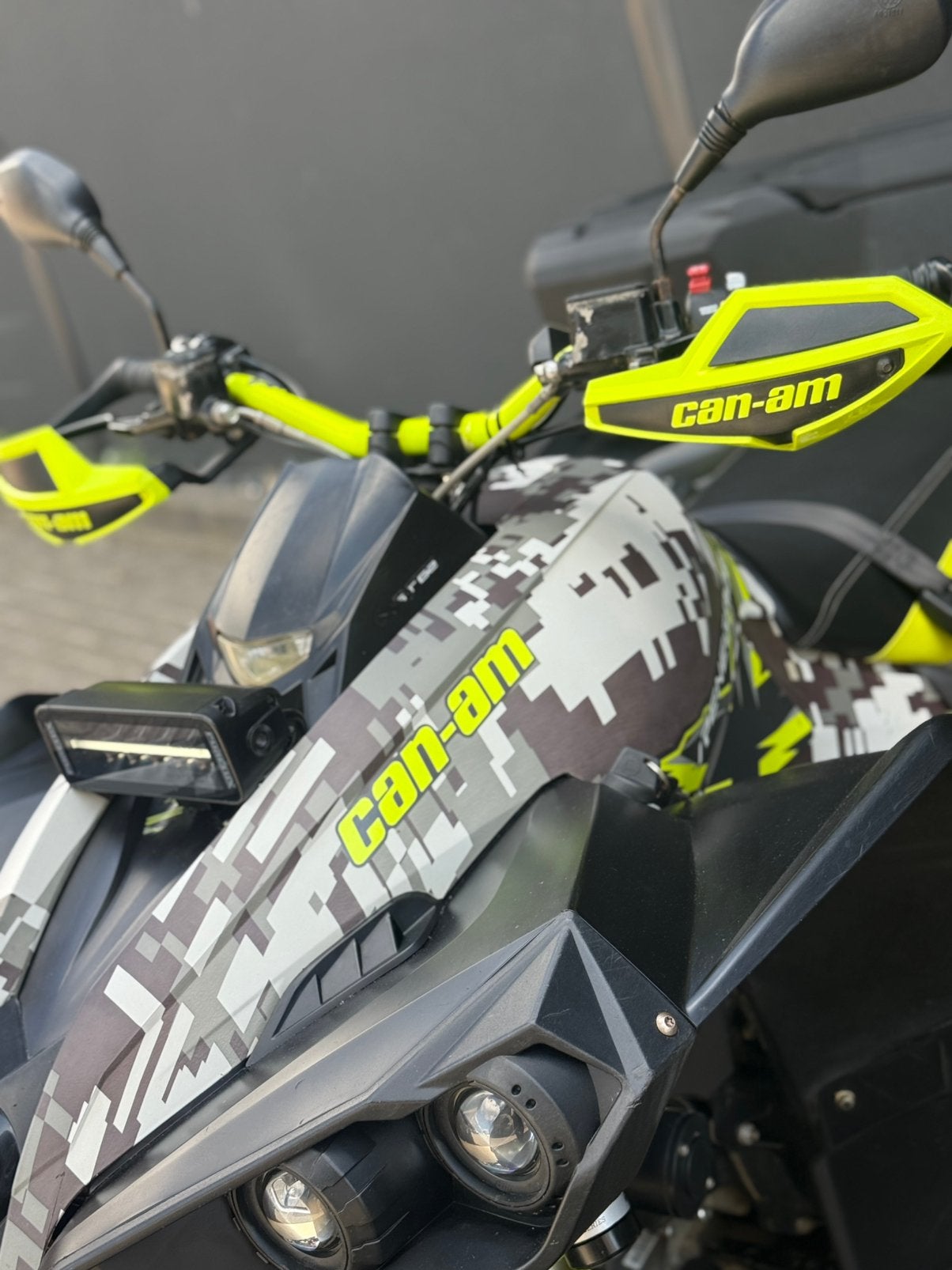 CANAM CAN-AM Renegade 1000 4x4 ROTAX XXC Camo/Yellow, 2 cilinders, 1000 cc, Meer dan 35 kW