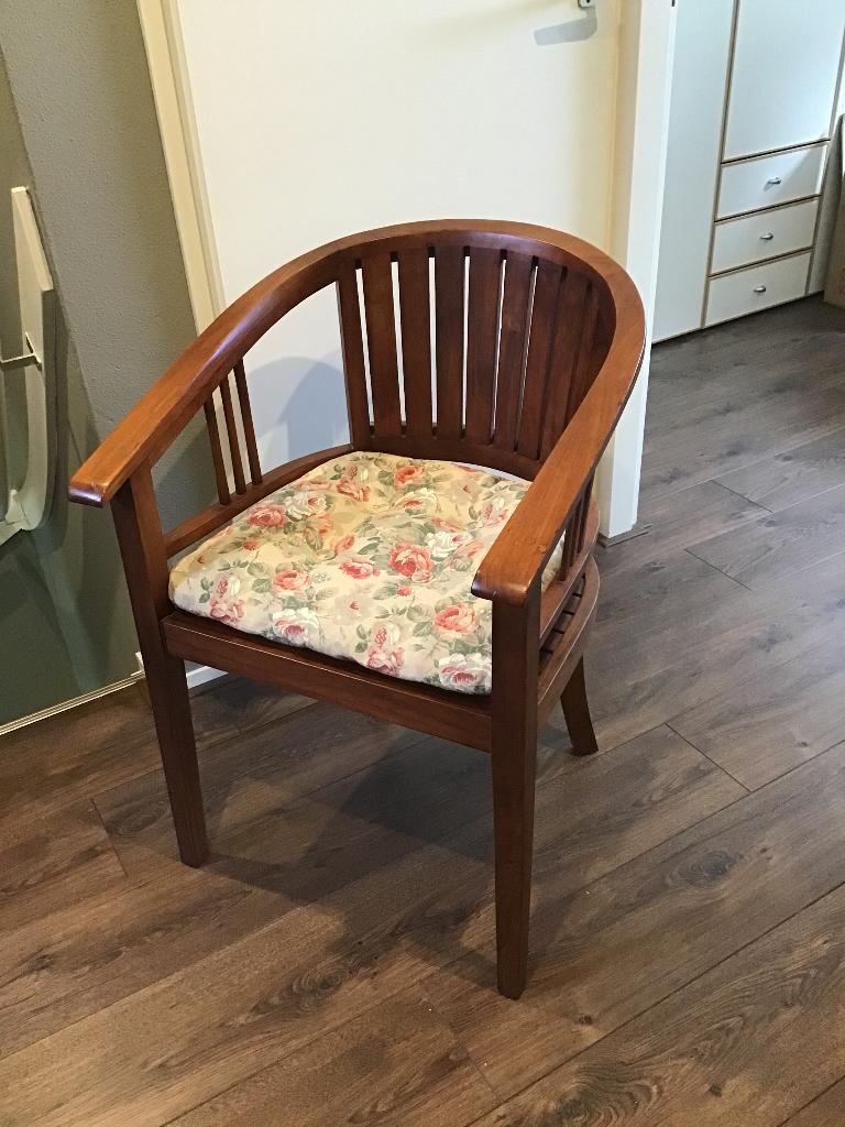 Teak houten stoeltje, Antiek en Kunst, Antiek | Meubels | Stoelen en Banken, Ophalen