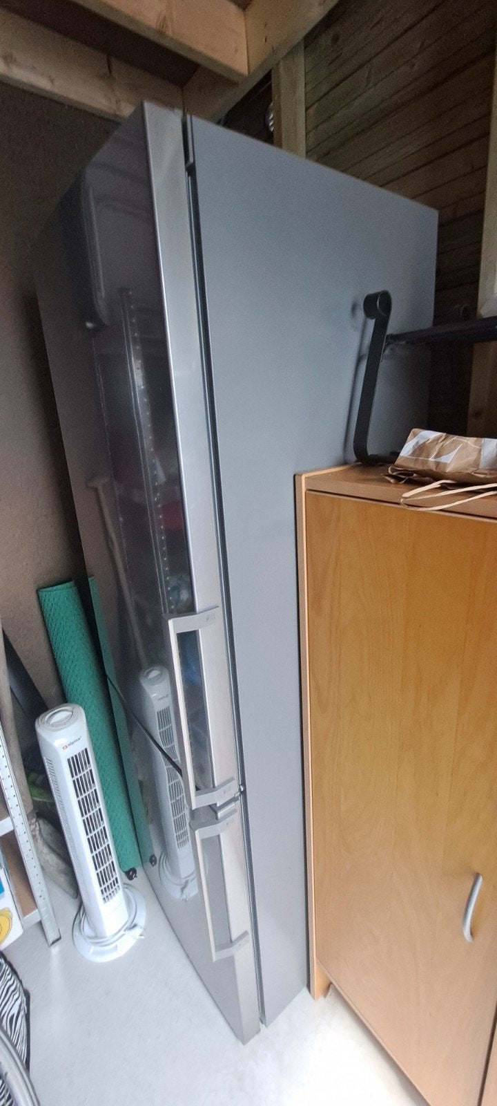 Bosch KGE368LCP Koel-vriescombinatie met VitaFresh, 200 liter of meer, 60 cm of meer, Met aparte vriezer, Zo goed als nieuw