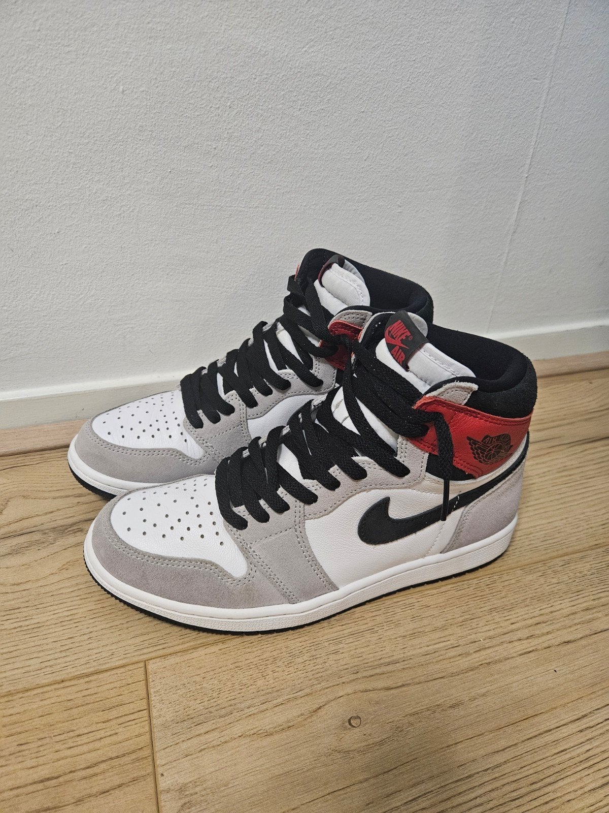Nike Jordan One Retro High OG - Zo goed als nieuw (40,5), Kleding | Heren, Schoenen, Nike Jordan, Wit, Ophalen of Verzenden, Sneakers of Gympen