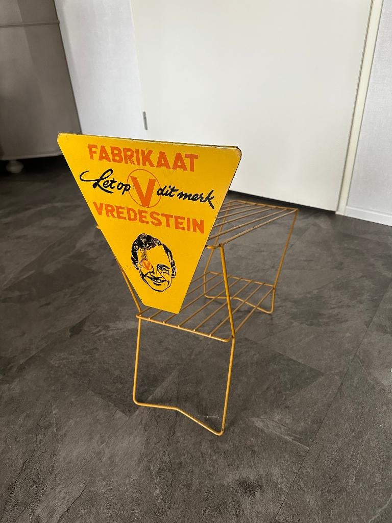 Oude VREDESTEIN bandenstandaard. Banden standaard reclame., Verzamelen, Ophalen of Verzenden, Gebruikt, Reclamebord