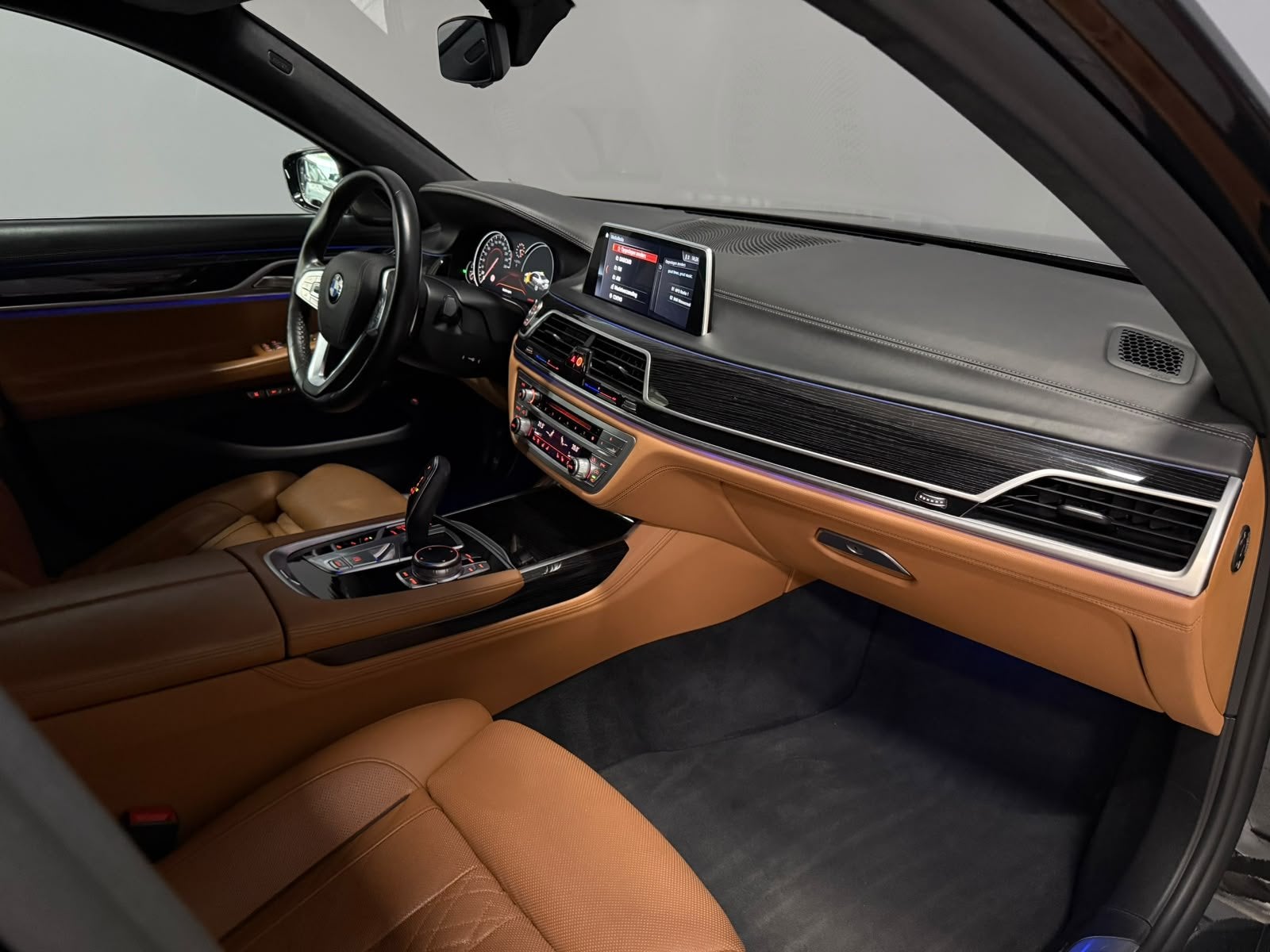 BMW 7 Serie 750i xDrive High Executive | 449 pk | Black Sapp, Auto's, Automaat, Dealer onderhouden, Gebruikt, Zwart