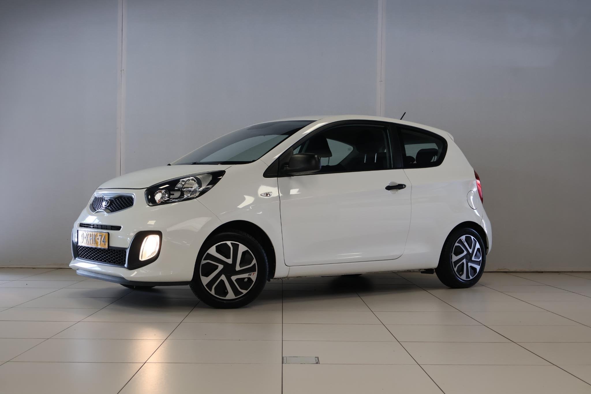Kia Picanto 1.0 CVVT ISG, Voorwielaandrijving, Euro 5, Stof, Gebruikt