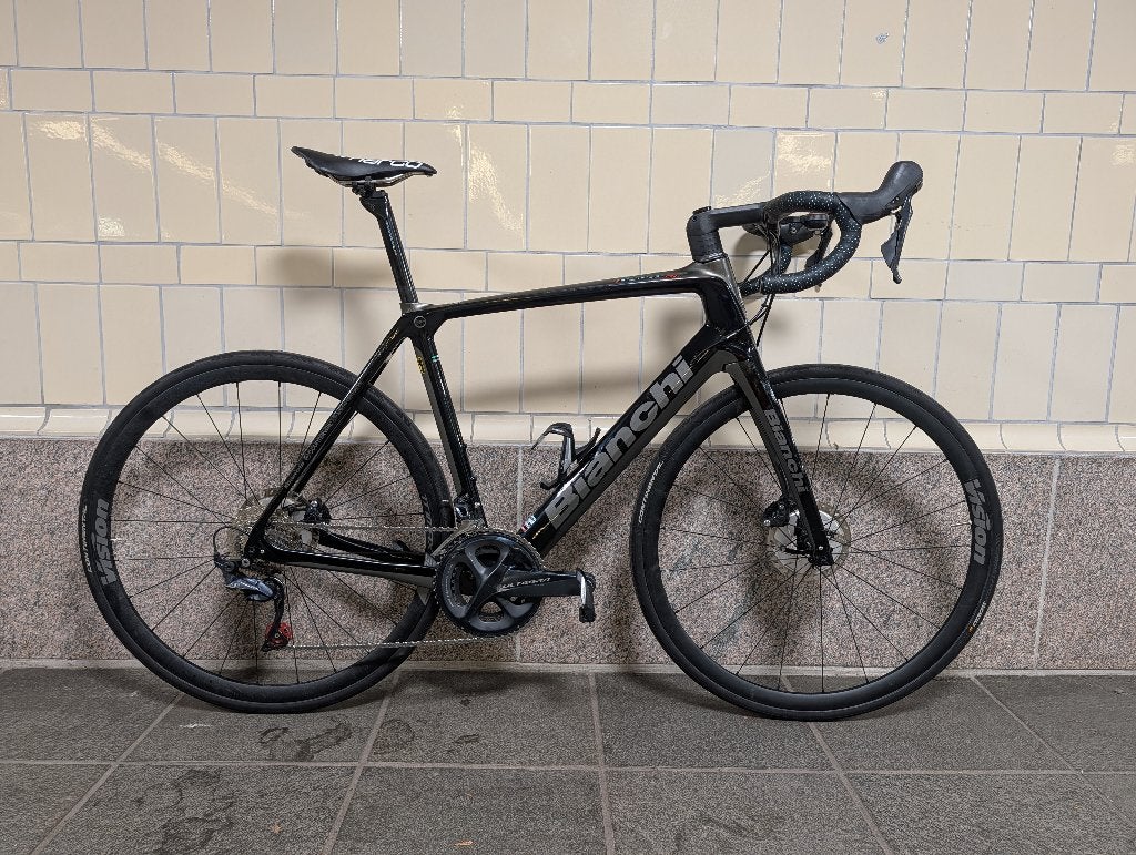 Bianchi Infinito, Carbon Superbike, Mt57 22 Spd Ultegra Disc, Fietsen en Brommers, Overige merken, 28 inch, Carbon, Heren
