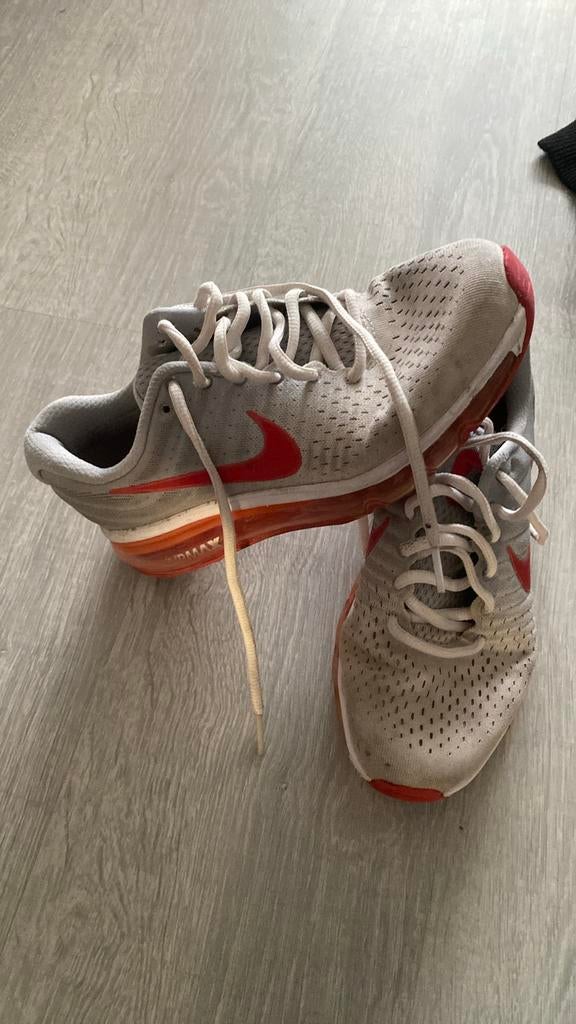 Nike Air Max Sneakers - Grijs met Oranje Details, Ophalen, Zo goed als nieuw, Hardloopschoenen, Nike