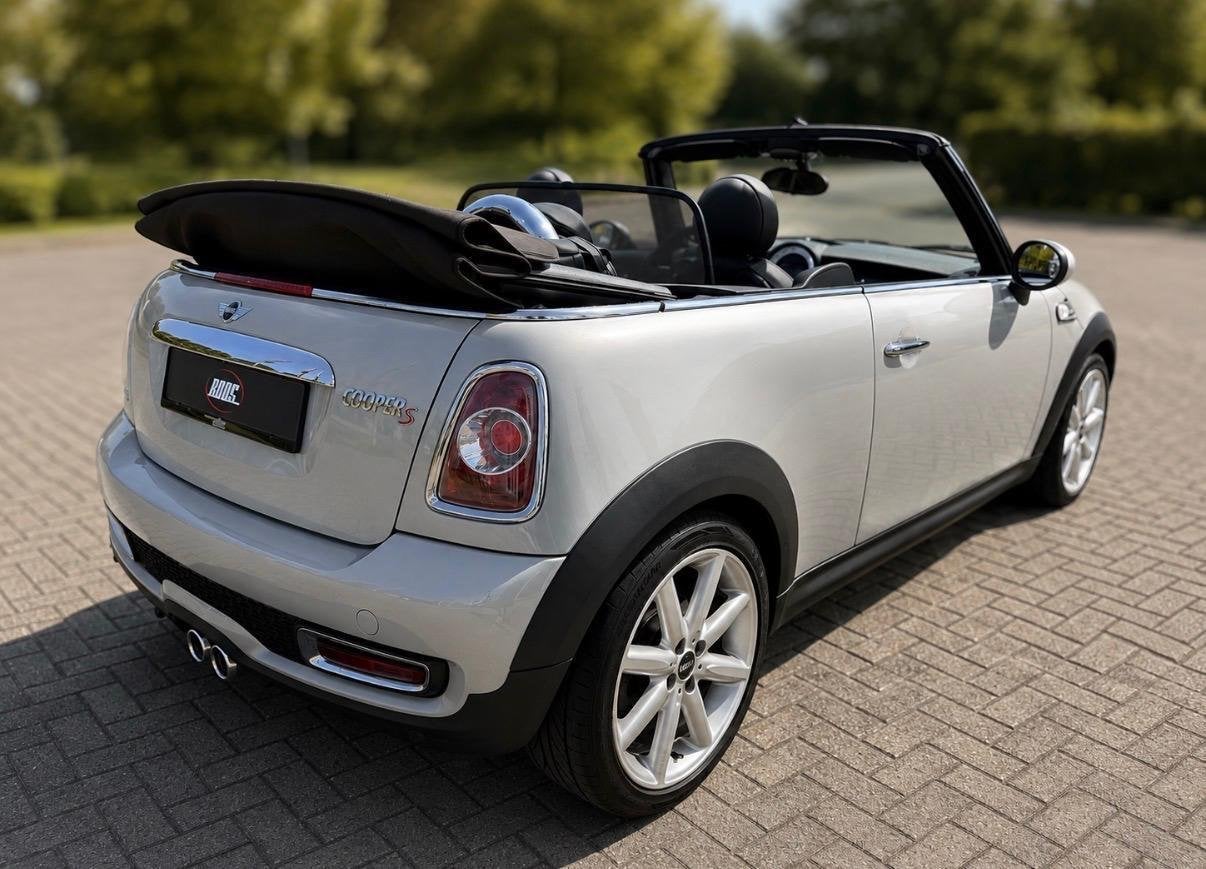 MINI Cabrio 1.6 Cooper S Highgate uitvoering | Luxe samenste, Auto's, Mini, Voorwielaandrijving, Euro 5, Gebruikt, 4 cilinders