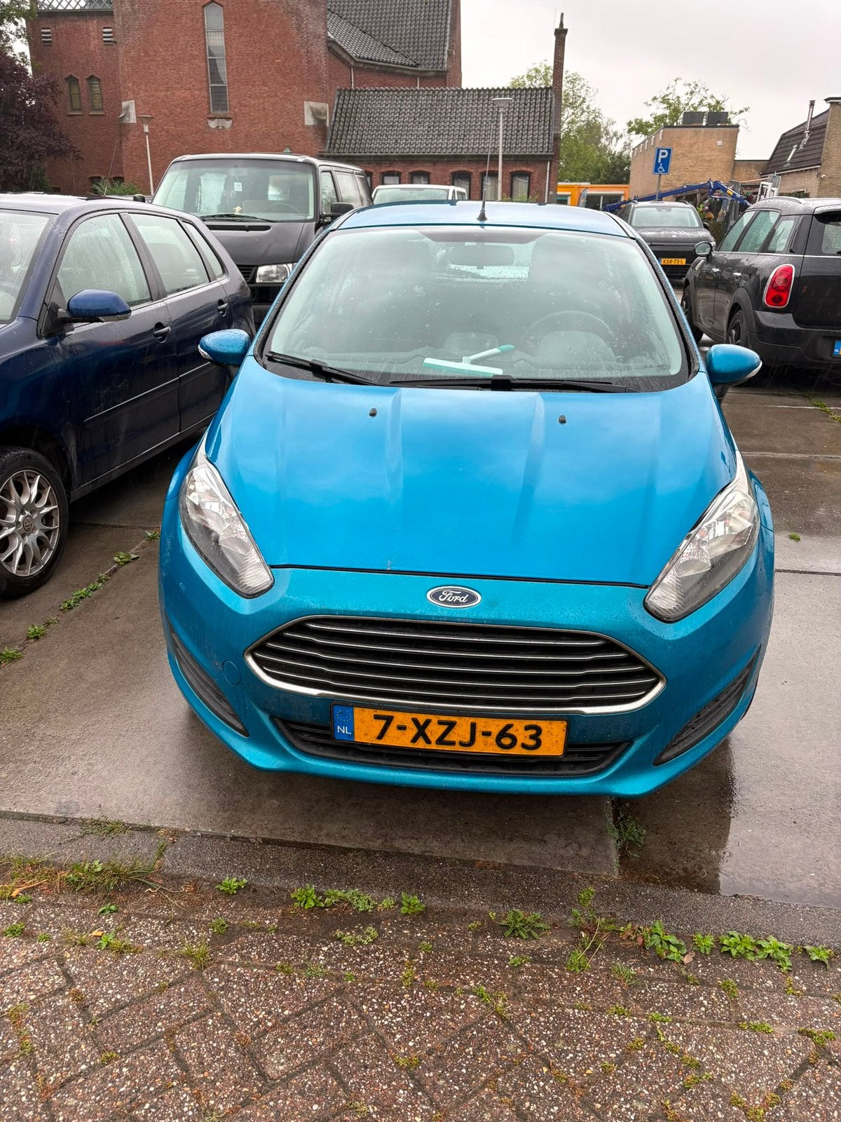 Ford Fiësta 1.0 *lees advertentie*, Stof, 40 €/maand, Zwart, 525 kg