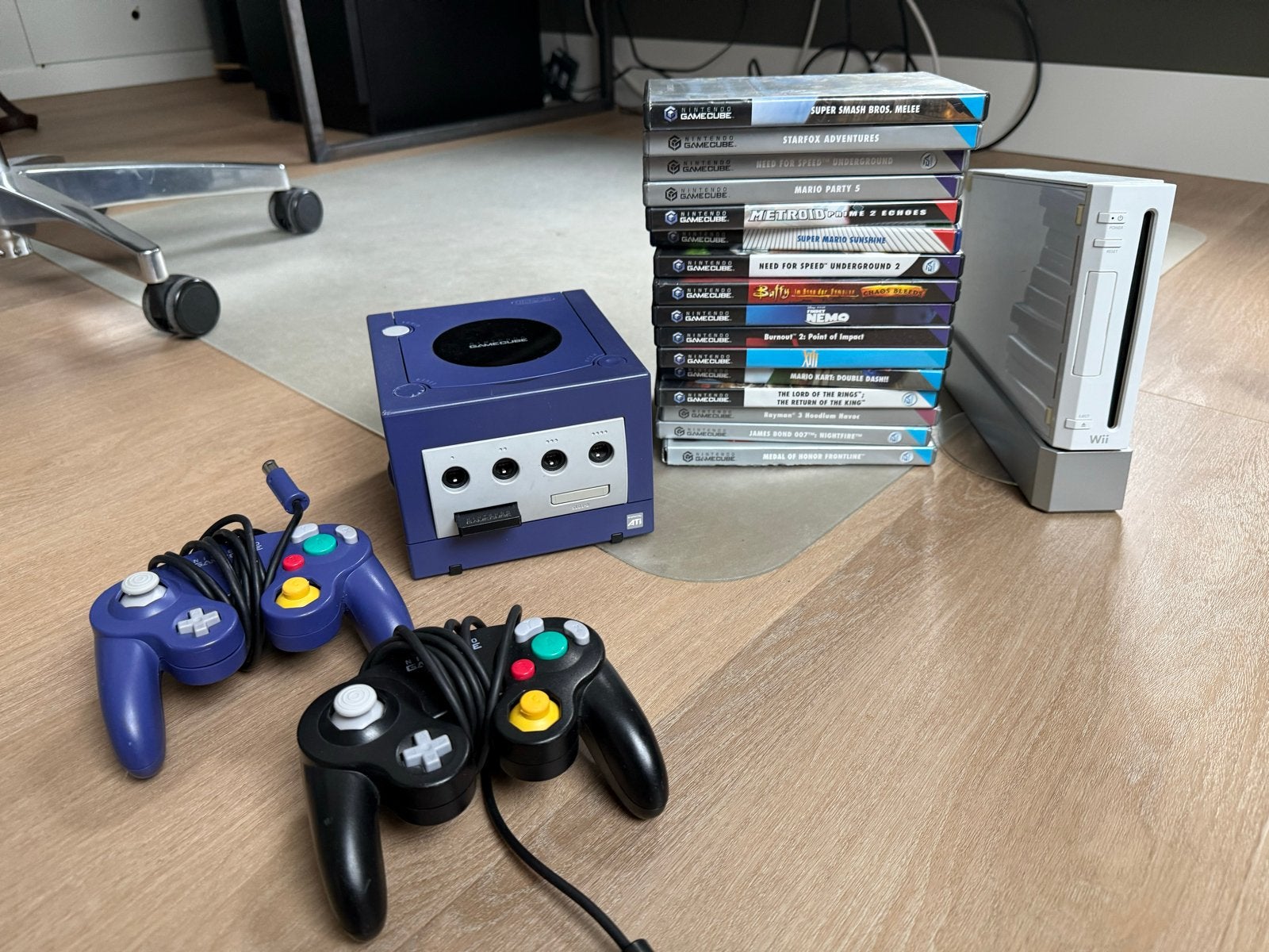 Nintendo GameCube & Wii met 2 controllers en 14 games, Spelcomputers en Games, Paars, Met 2 controllers, Ophalen of Verzenden