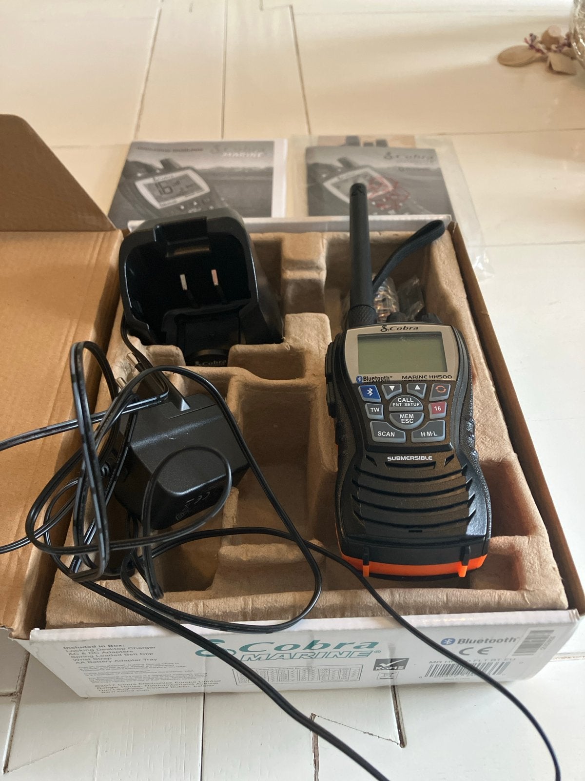 Cobra Marine HH500FLT BT EU Drijvende VHF marifoon, 15 km of meer, Ophalen of Verzenden, Zo goed als nieuw, Portofoon of Walkie-talkie