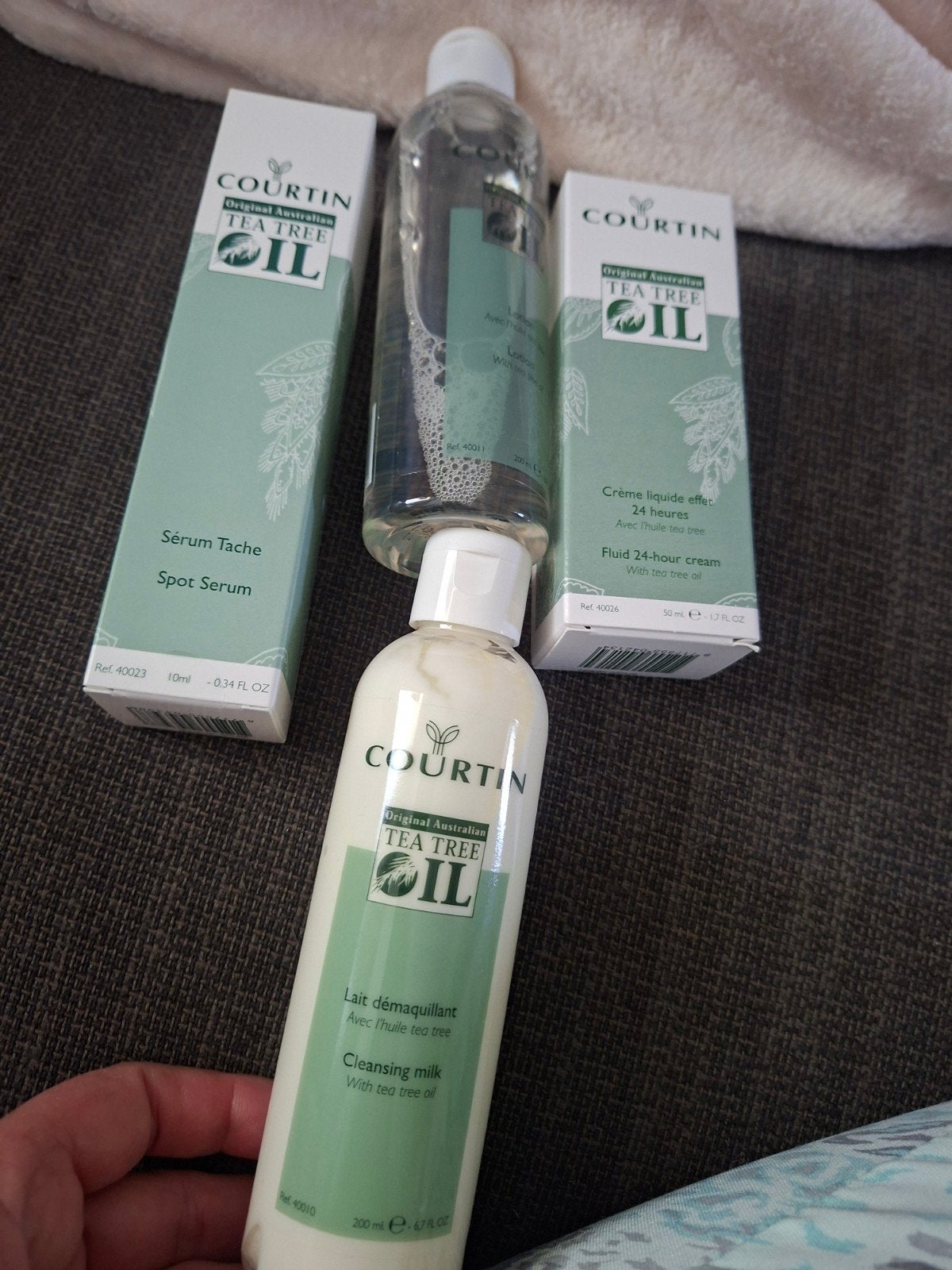 Courtin Tea Tree Oil Huidverzorgingsset (4 producten), Ophalen of Verzenden, Nieuw, Gehele gezicht, Verzorging