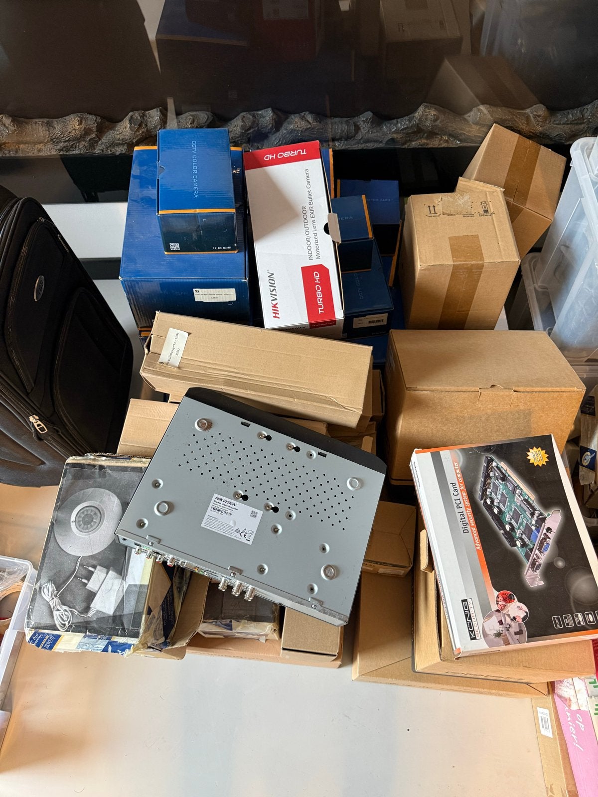 Diverse camera materialen: Nieuwe camera's en beugels, Ophalen of Verzenden, Nieuw, Buitencamera