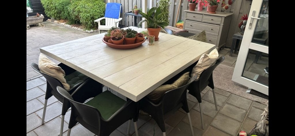 Robuuste houten buitentafel / veranda tafel – 160 x 155 cm, Ophalen, Gebruikt, Vierkant, Hout