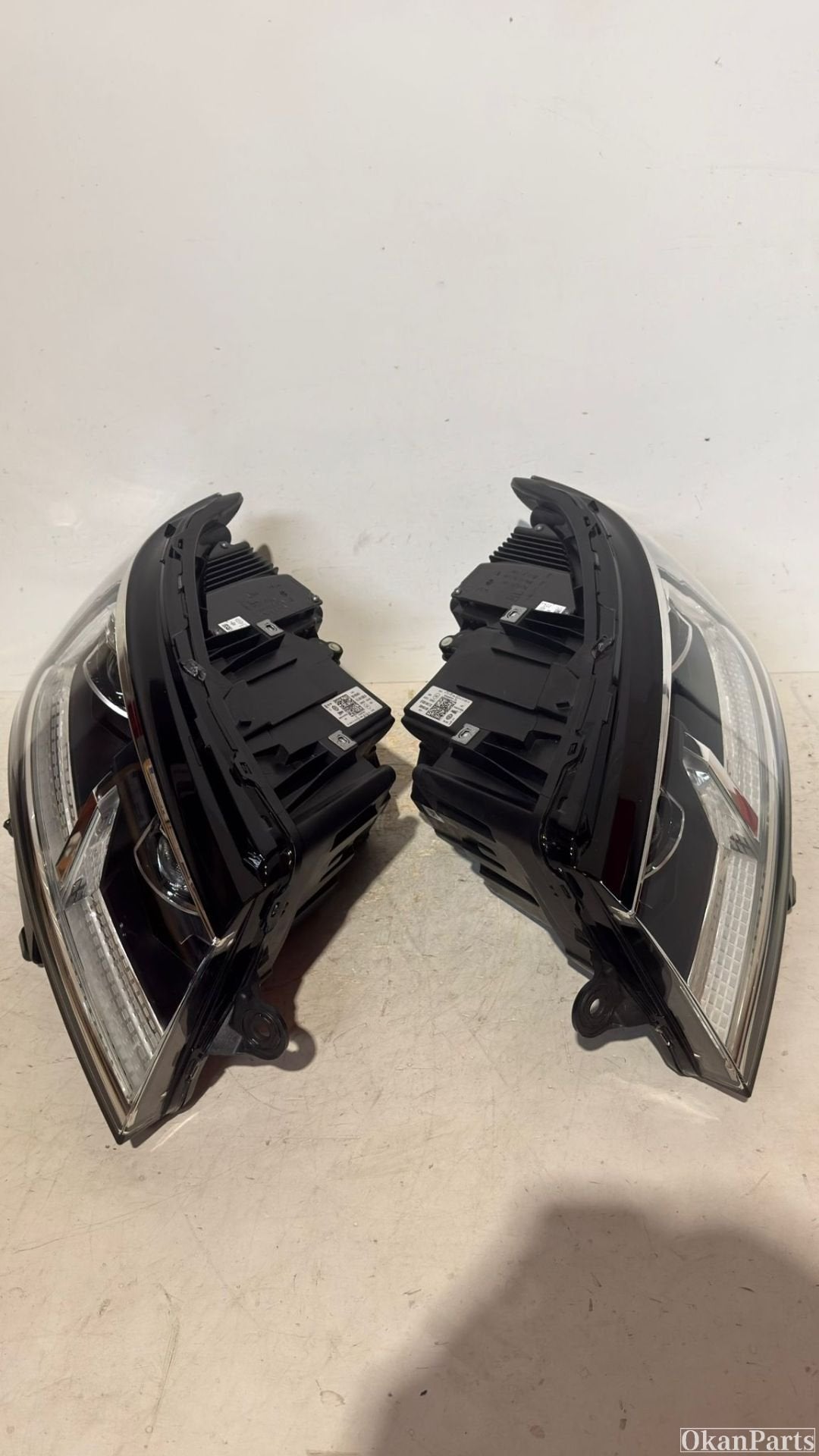 Volkswagen Transporter T6 LED Koplamp Links Rechts, Info@fabrikant.eu, Fabrikant BV, Fabrikantstraat 1
1000 AA  Amsterdam, NL