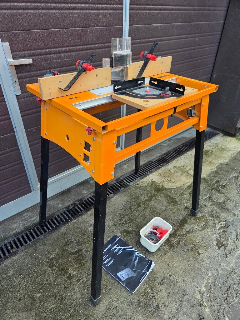 Triton RTA300 Precisie Router Tafel met Onderstel, Doe-het-zelf en Verbouw, Ophalen, Gebruikt, Overige soorten, Triton