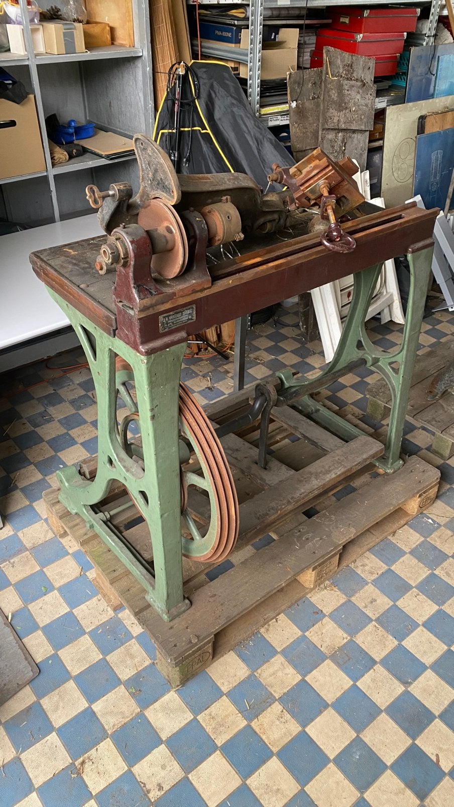 antieke draaibanken, Ophalen