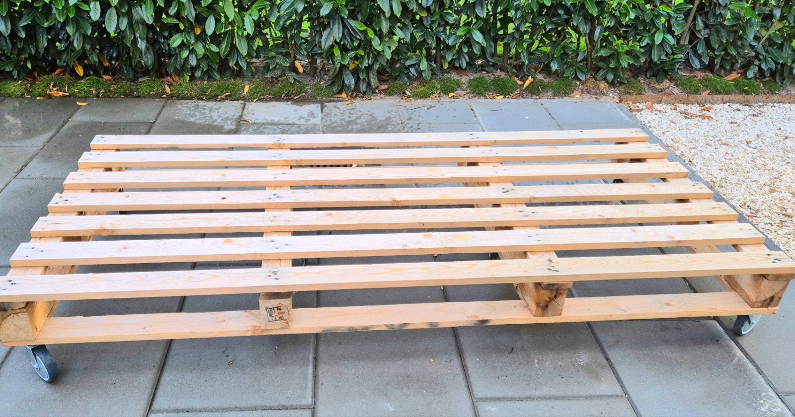 Palletbed 90x200 op wieltjes - Leuk als kinderbed!, Huis en Inrichting, Ophalen, Gebruikt, 90 cm, 200 cm